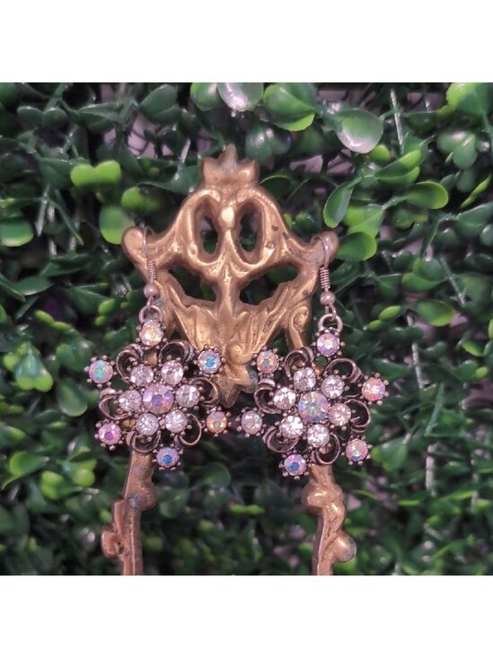 Jewelry - Elegant Snowflakel Crystal Earrings